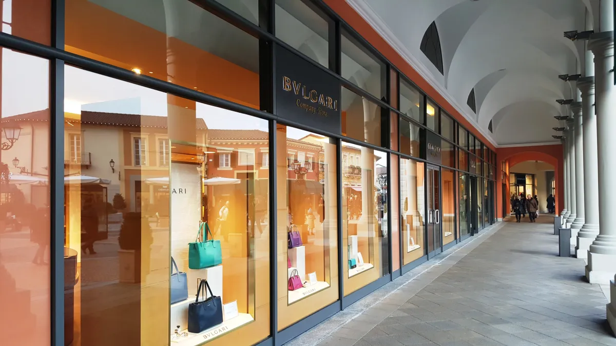 Conhecendo  o  Serravalle Designer Outlet, da rede McArthurGlen – na Itália, perto de Milão, Turim e&nbsp;Gênova