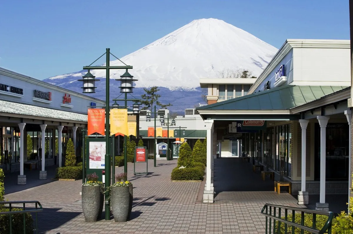 Conhecendo  o  Gotemba Premium Outlets, perto de Tóquio, no&nbsp;Japão